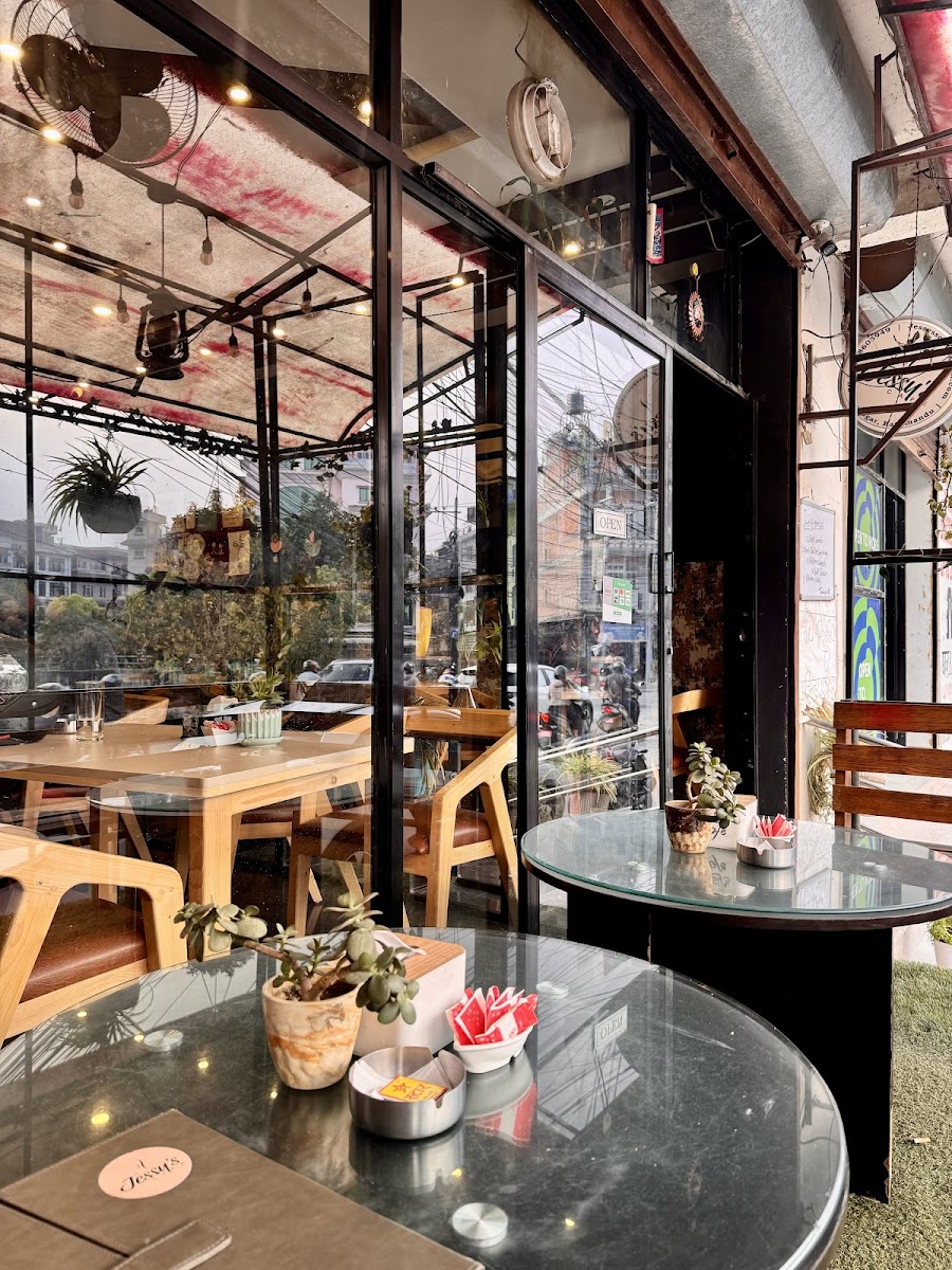 Jessy's Cafe - 4