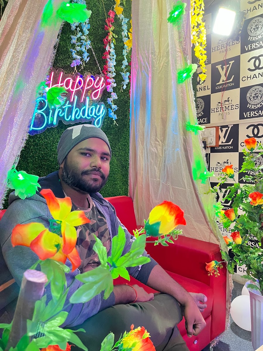 Krishna’s crystal cafe