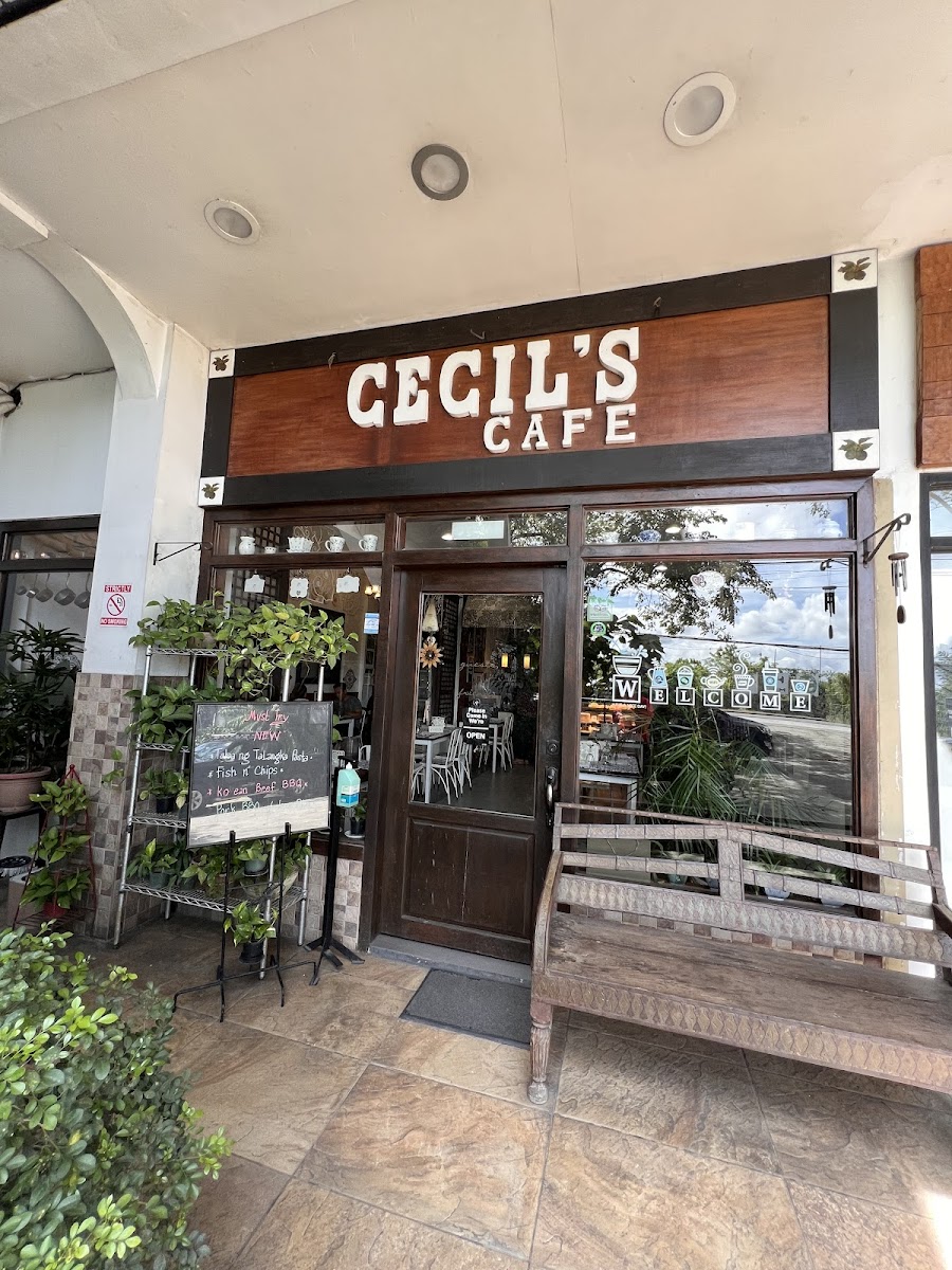 Cecil's Cafe