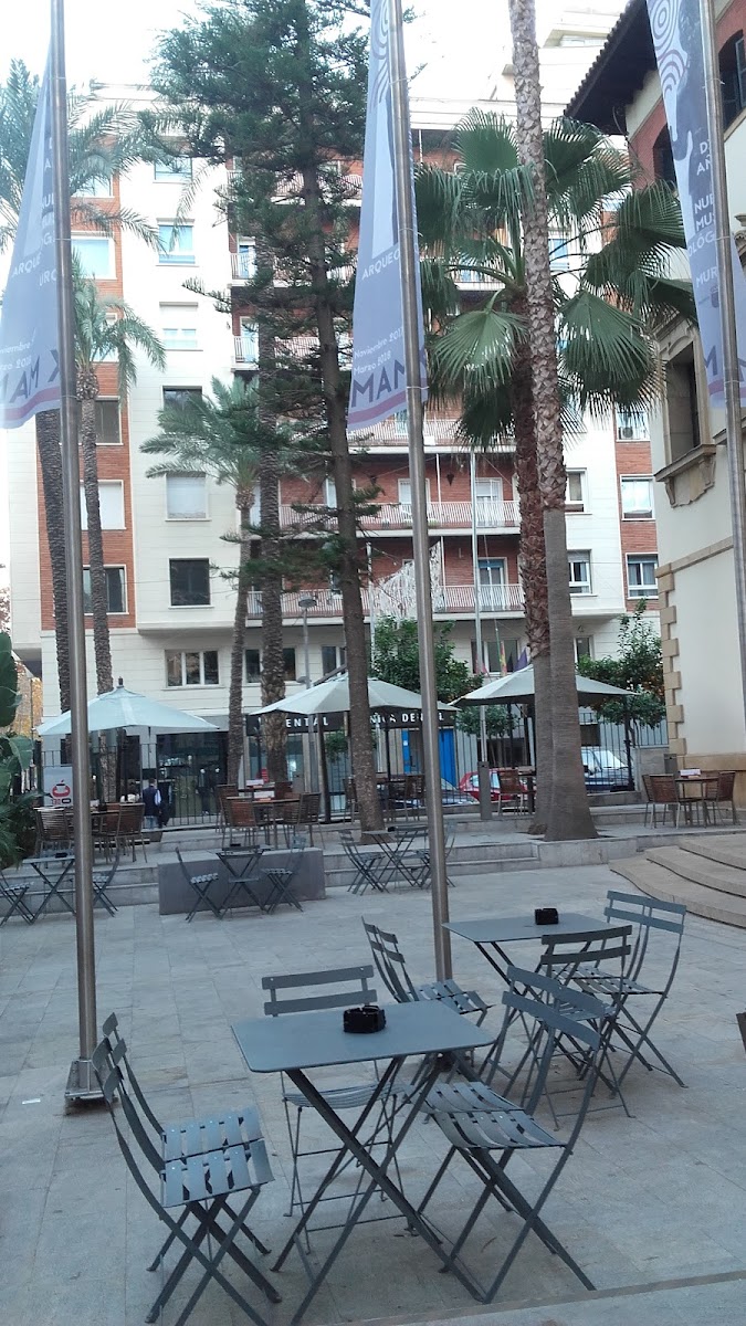 Cafe Del Museo - 3