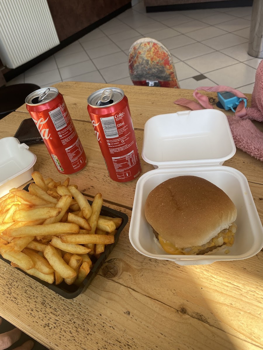 Cafetaria De Snackbar - 10