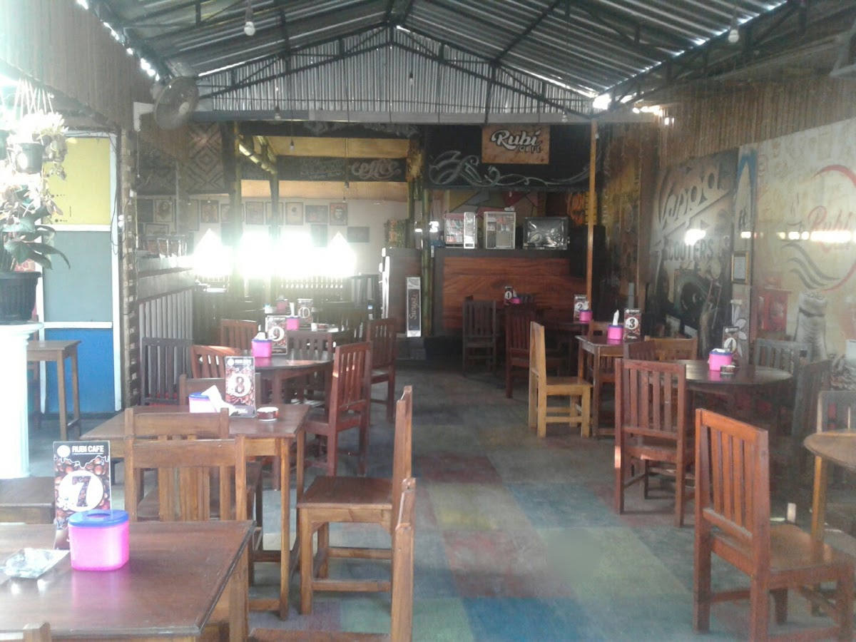 Rubi Cafe