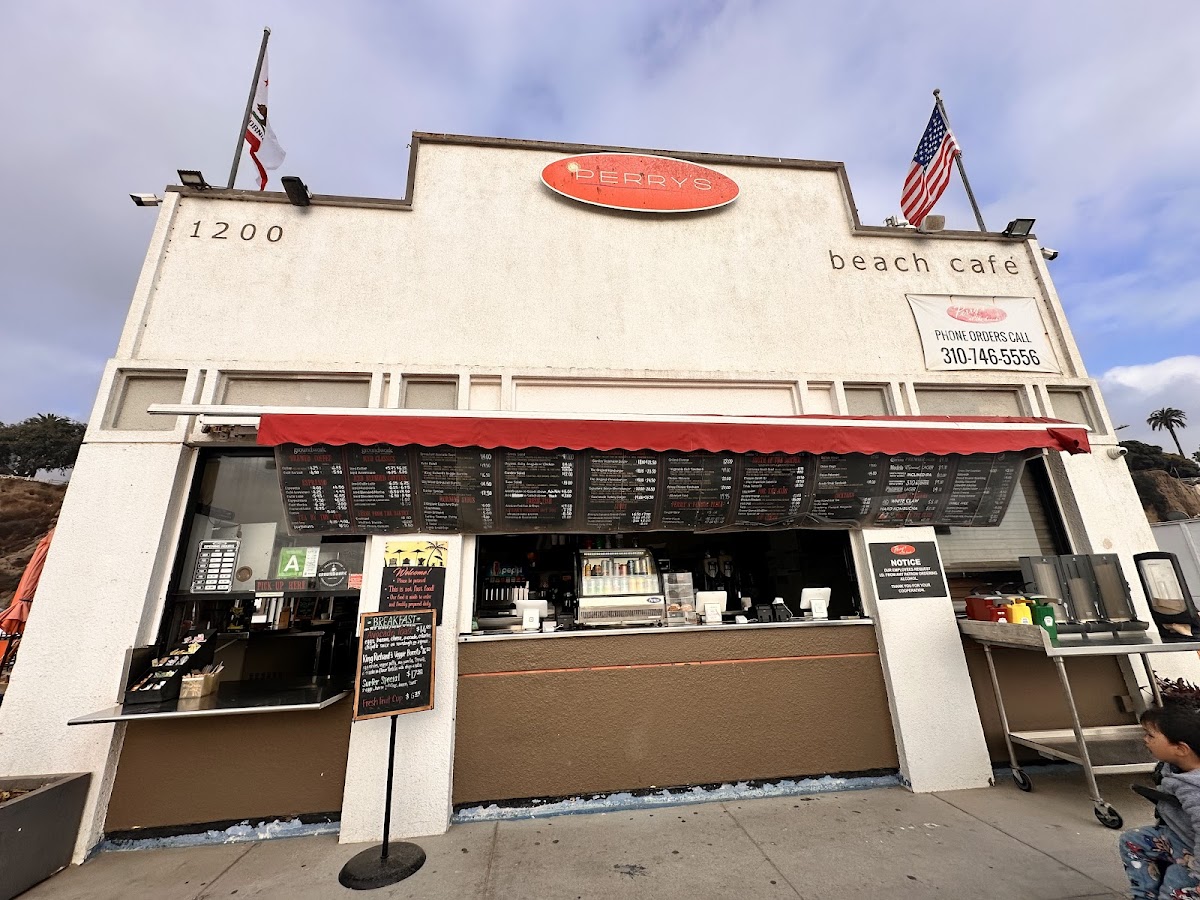 Perry’s Cafe & Beach Rentals - 1200