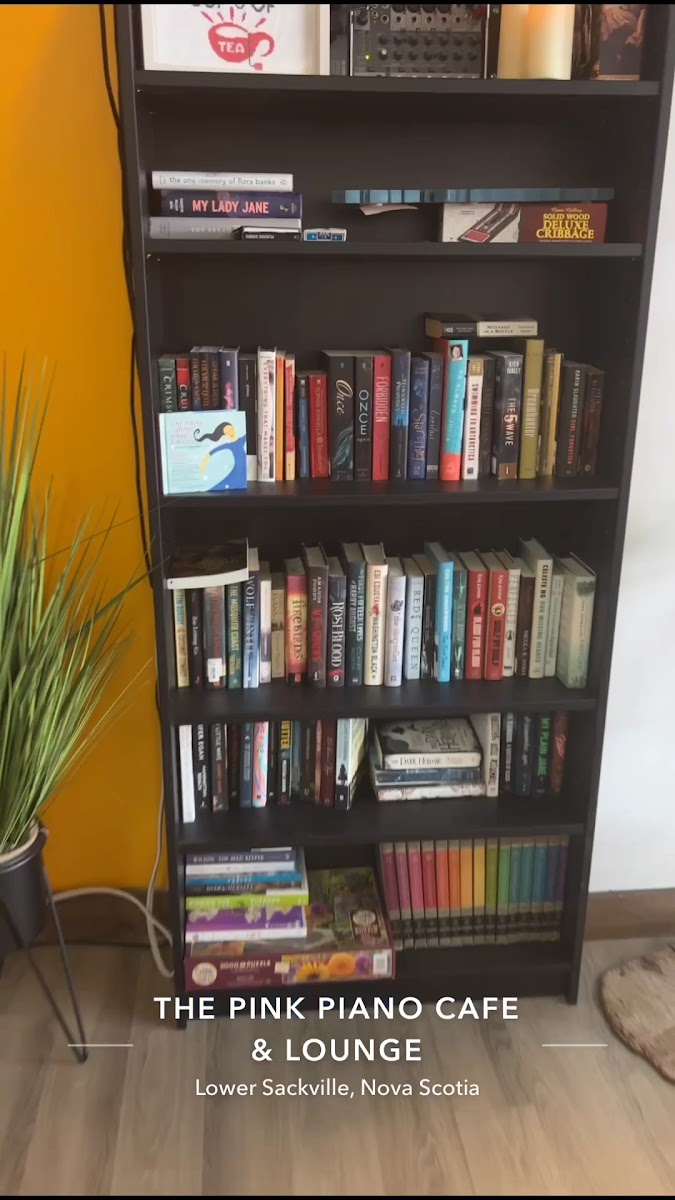 The Pink Piano Cafe & Lounge