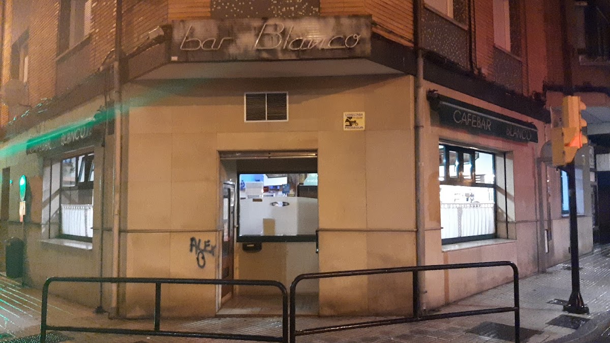 Café Bar Blanco