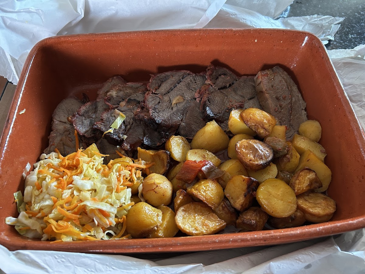 Fina Mesa - Café e Restaurante