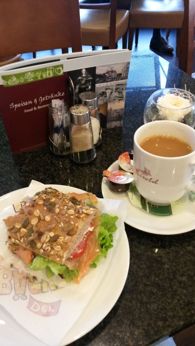 Cafe Eisold an der Uniklinik - 9