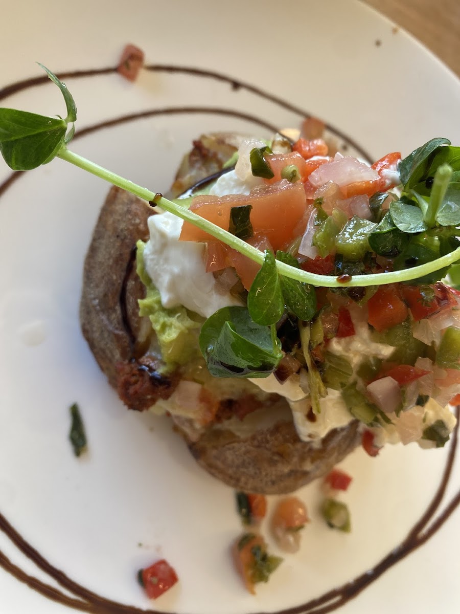 Pretty's Place Bar & Grill - 8