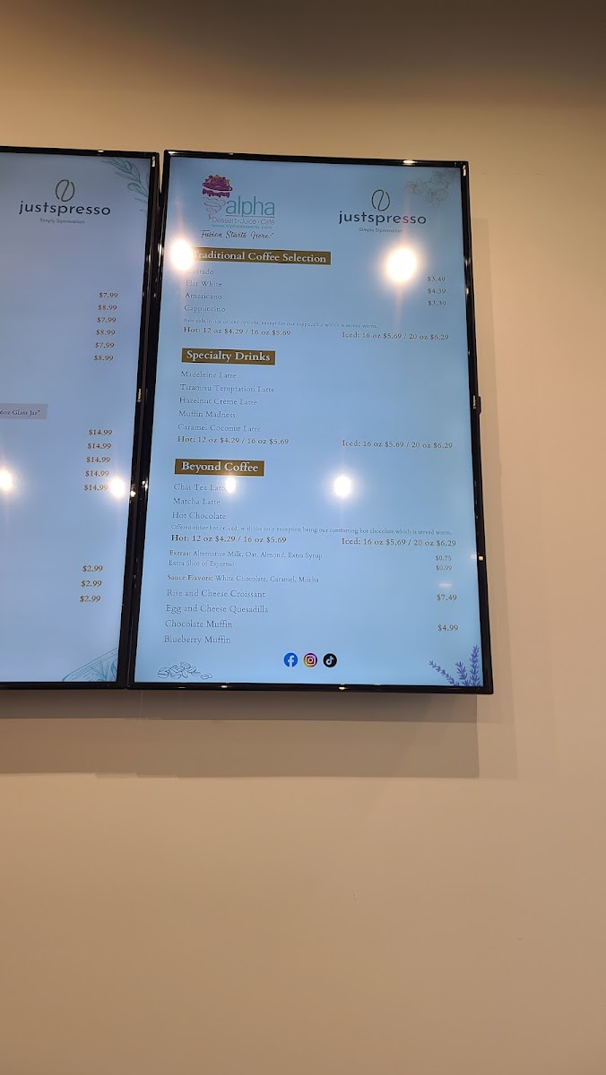 Alpha Dessert Juice Cafe Richmond - 9