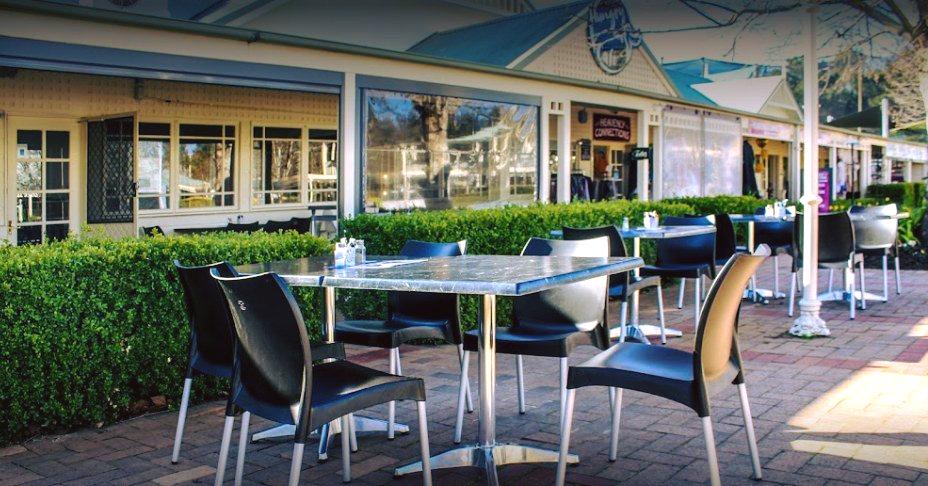 HUNGRY BIRD CAFE - Nicholls, Canberra