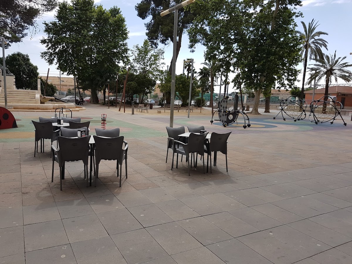 CAFETERÍA EL PASEO - 10