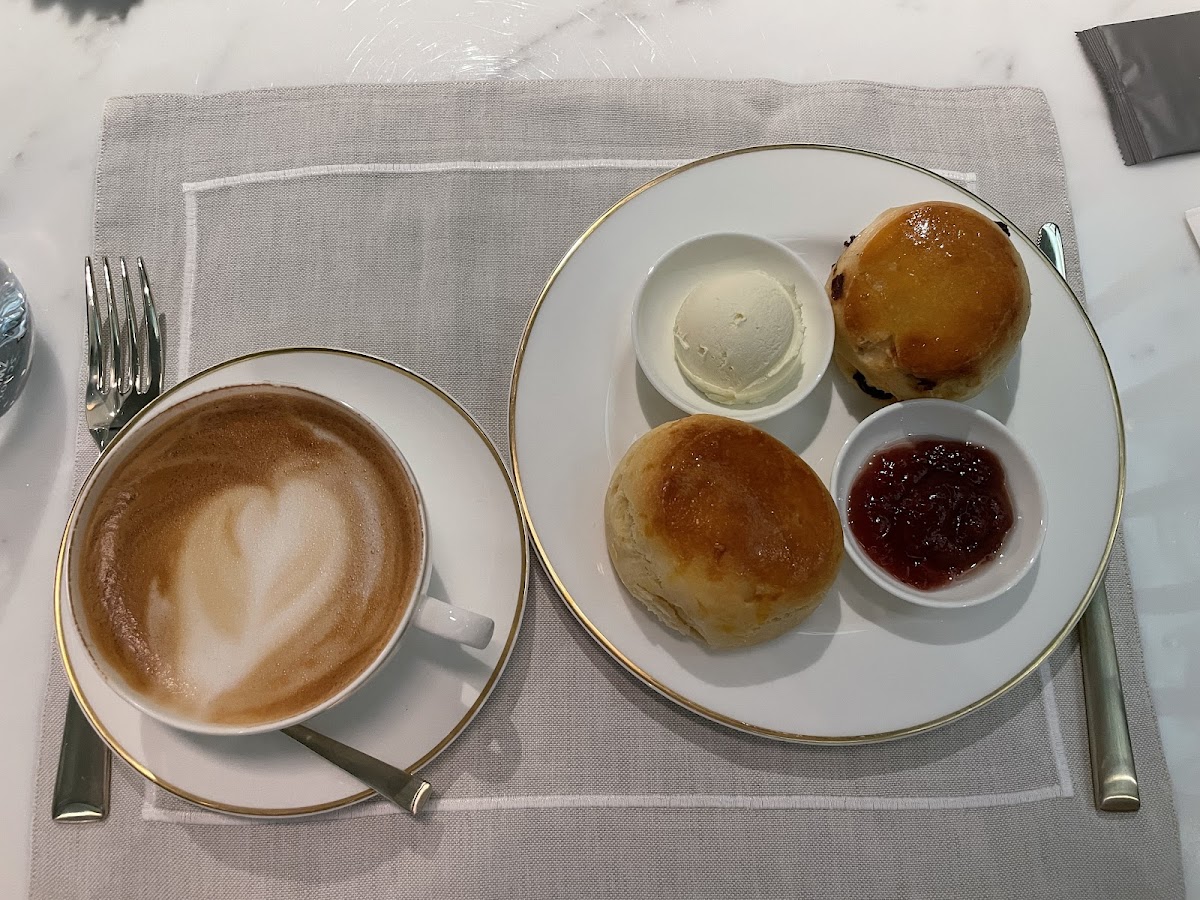 The Peninsula Boutique & Café - 5