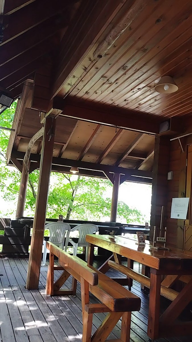 TREE HOUSE Terrace Cafe & Gallery - 2