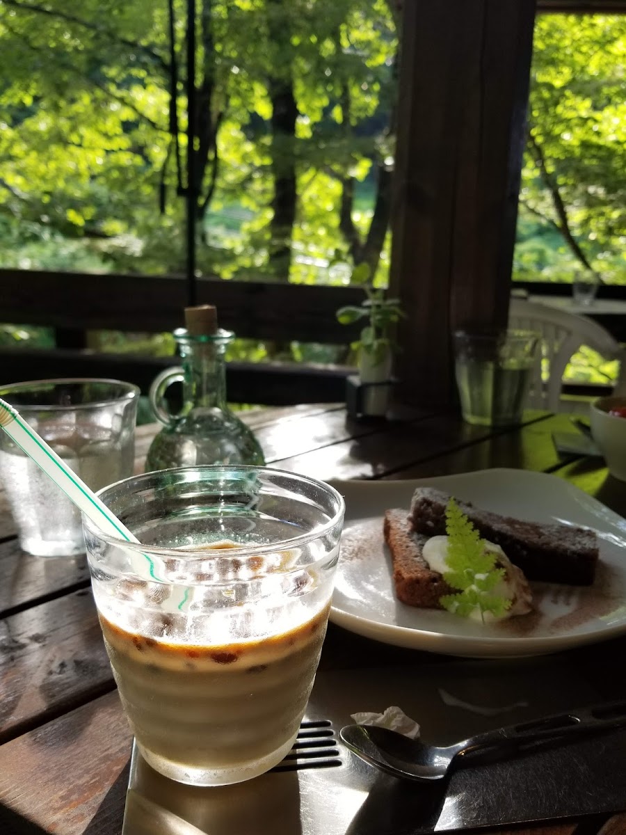 TREE HOUSE Terrace Cafe & Gallery - 9