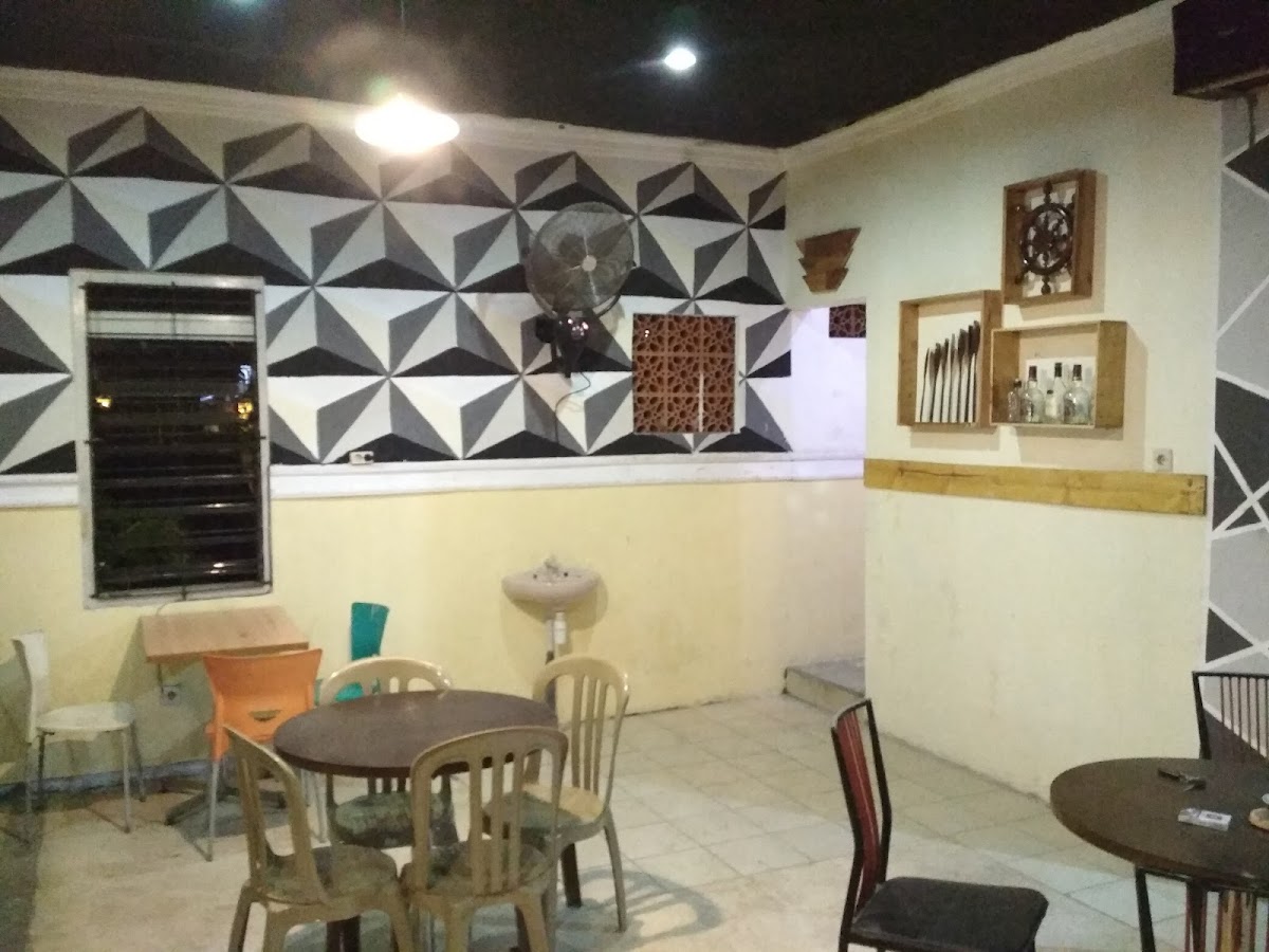 Gentong Centong Cafe