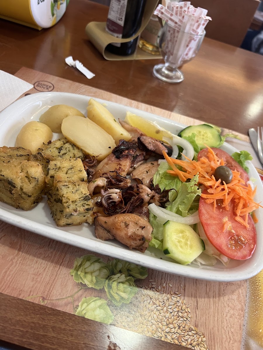 Snack-bar Pastelaria Dinastia Lda