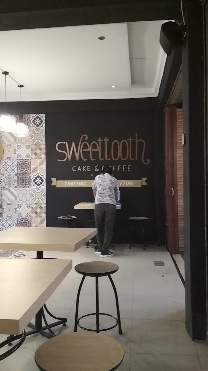 Sweettooth Cafe & Coffee