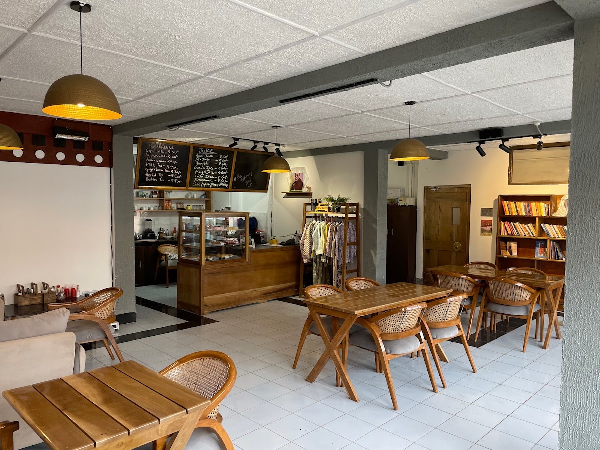 Be Happy Cafe, Tawang