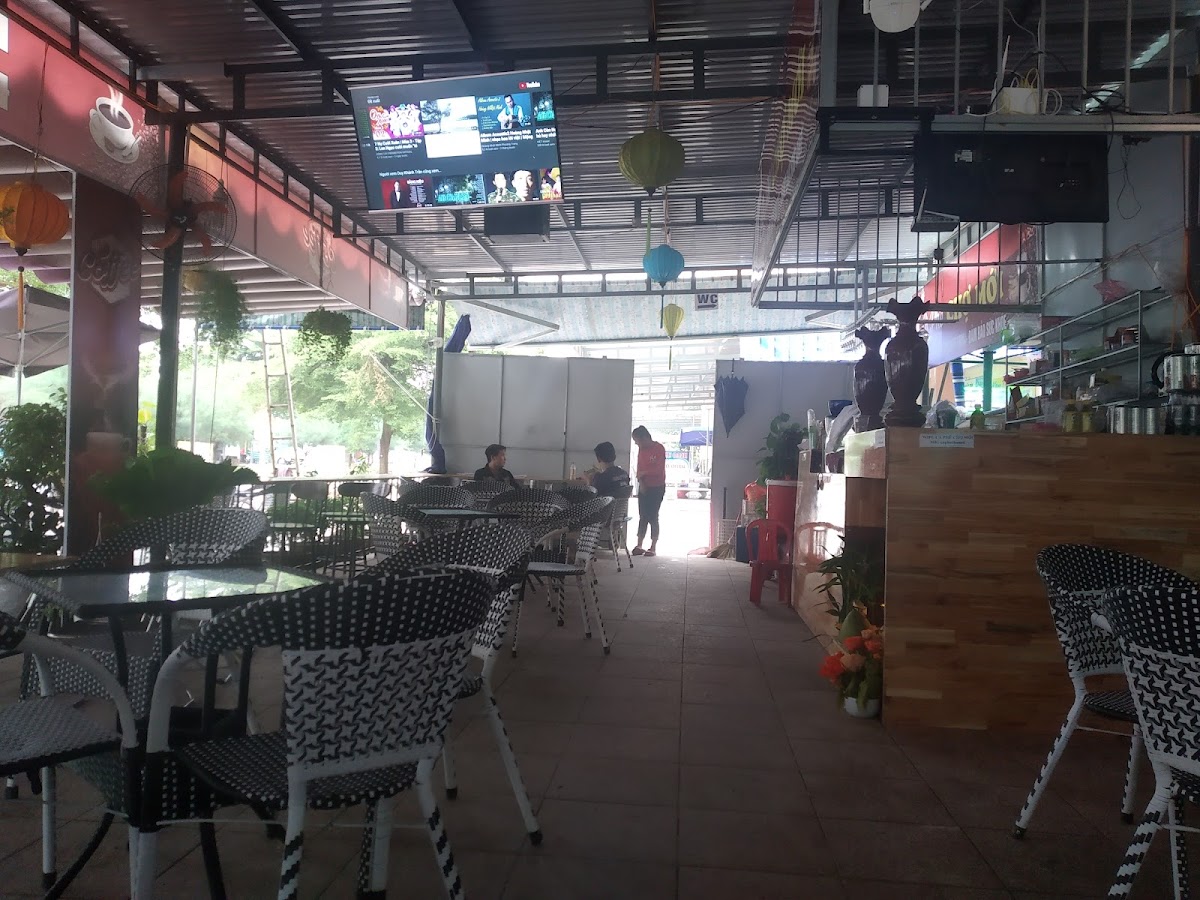 Cafe Chợ Mới