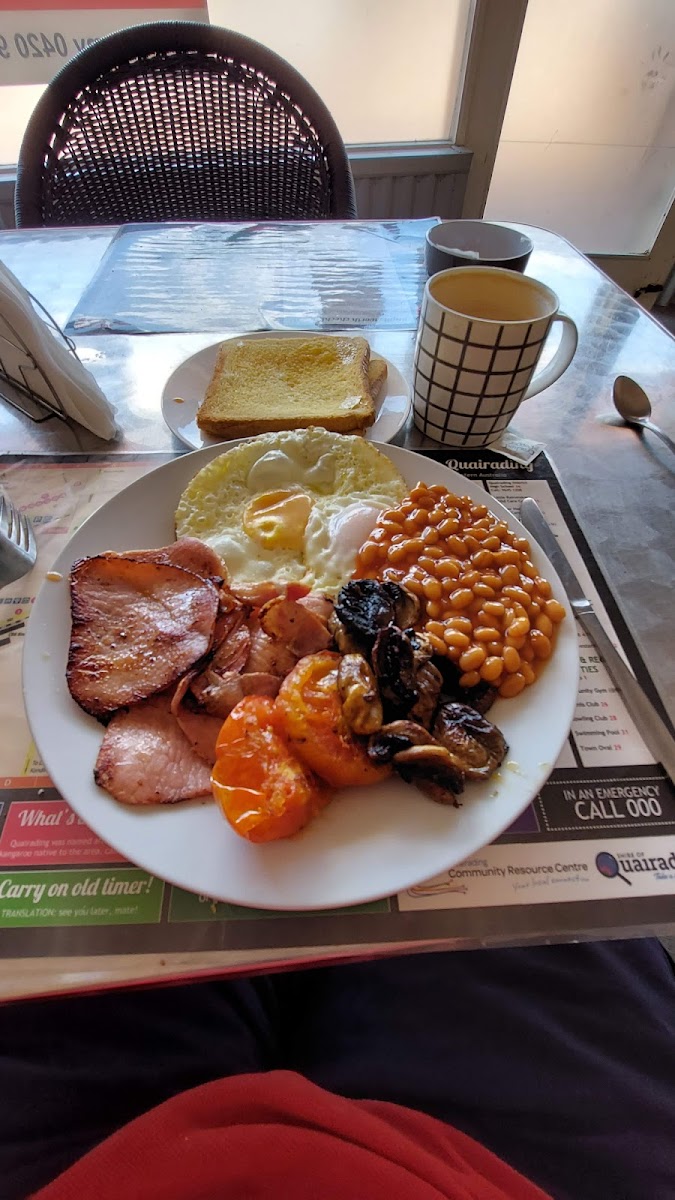 Golden Grain Cafe & Bakery - 8