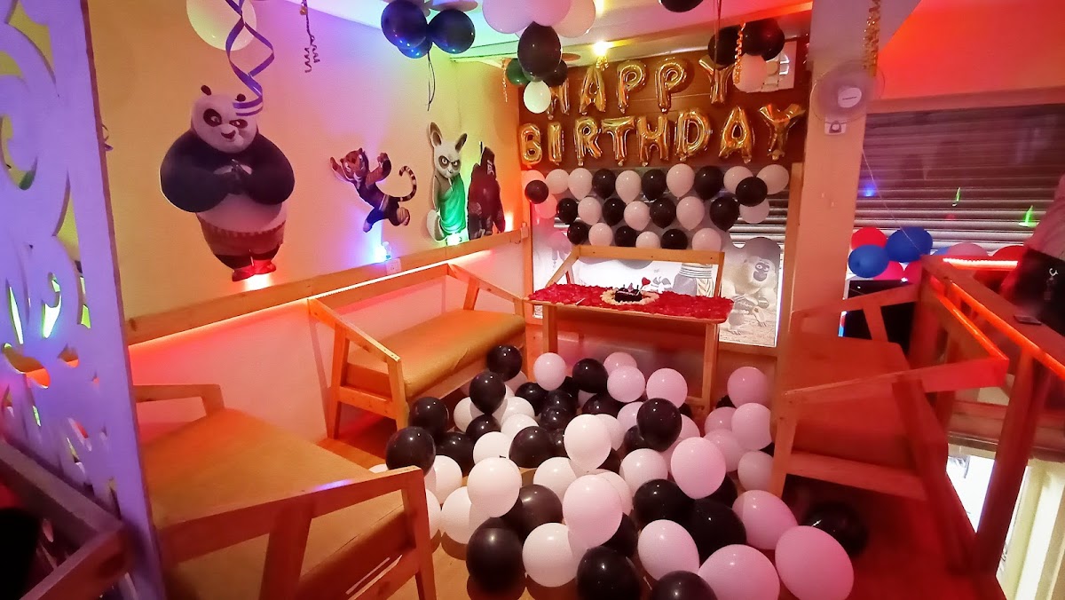 Cafe LOCA Resto & Juice Bar