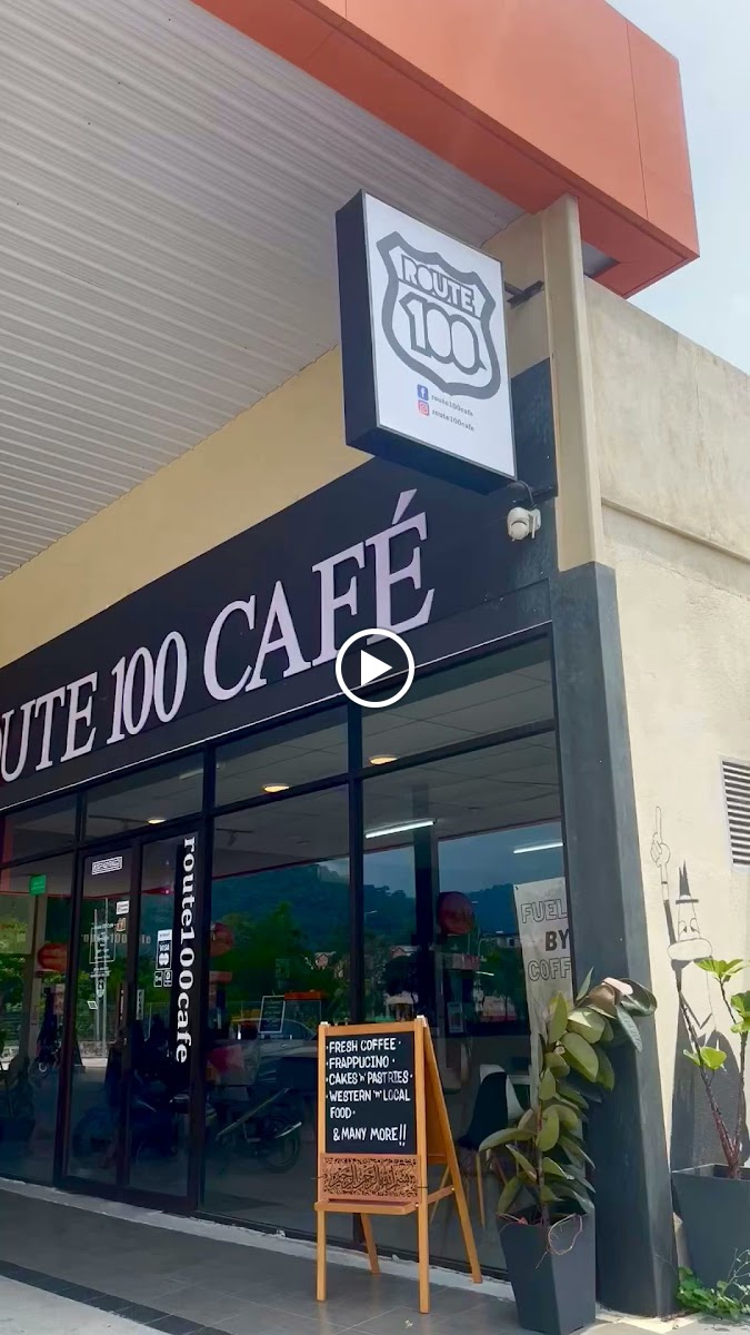 Route 100 Café - 2