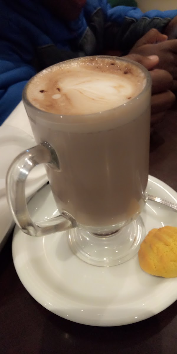 Black Gold Cafe at Panari Hotel - 10