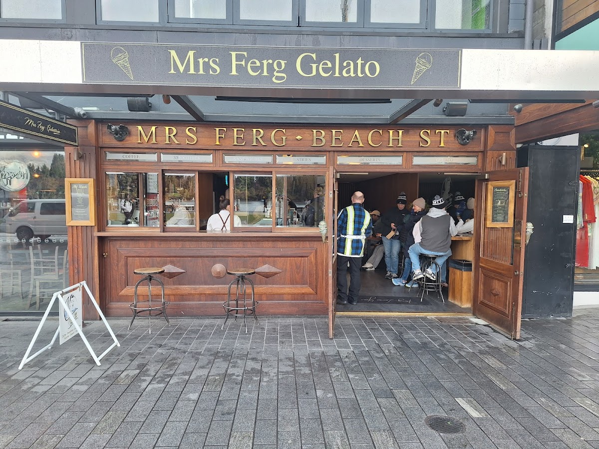 Mrs Ferg 69 Beach St