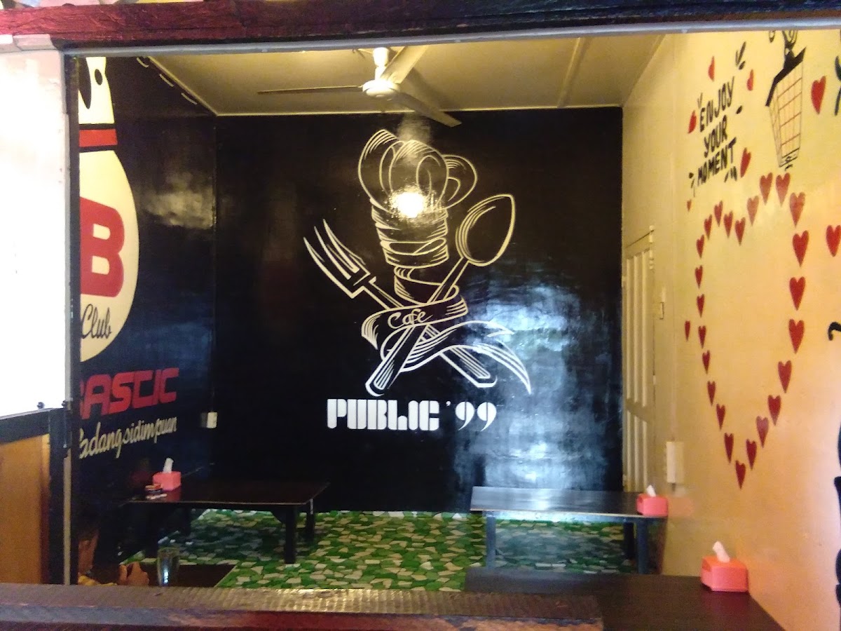 Public`99 Cafe