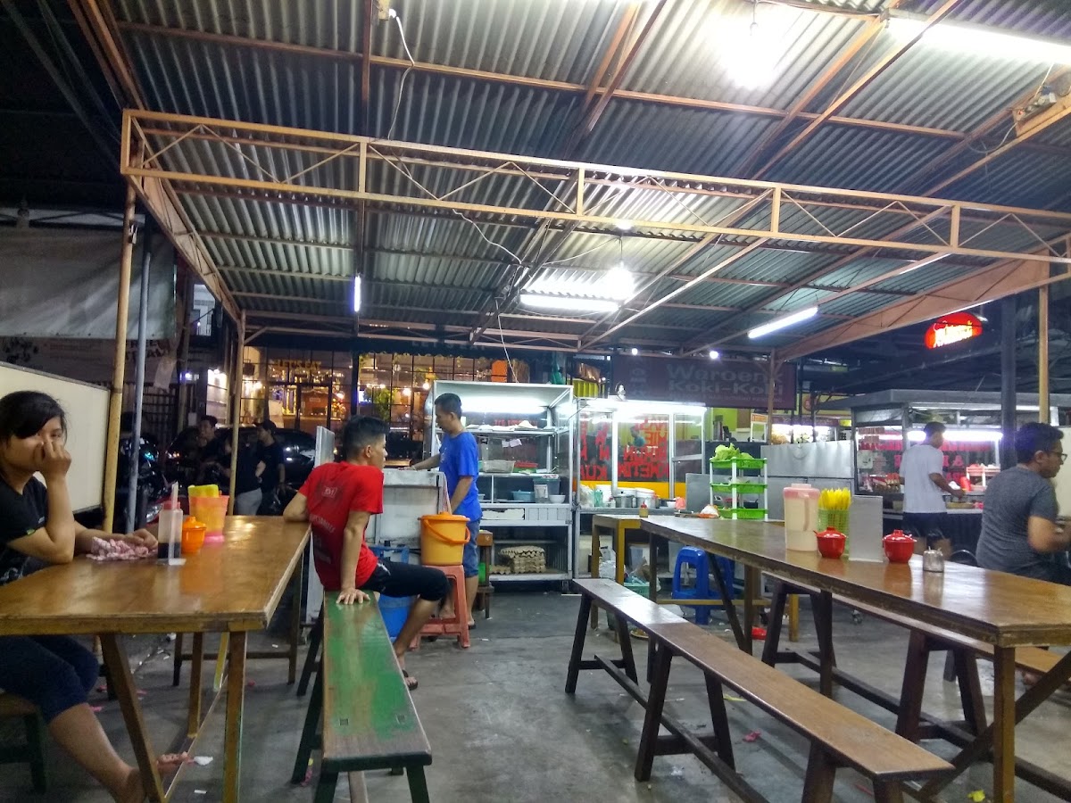 Hau Bofet Dan Warung Kopi