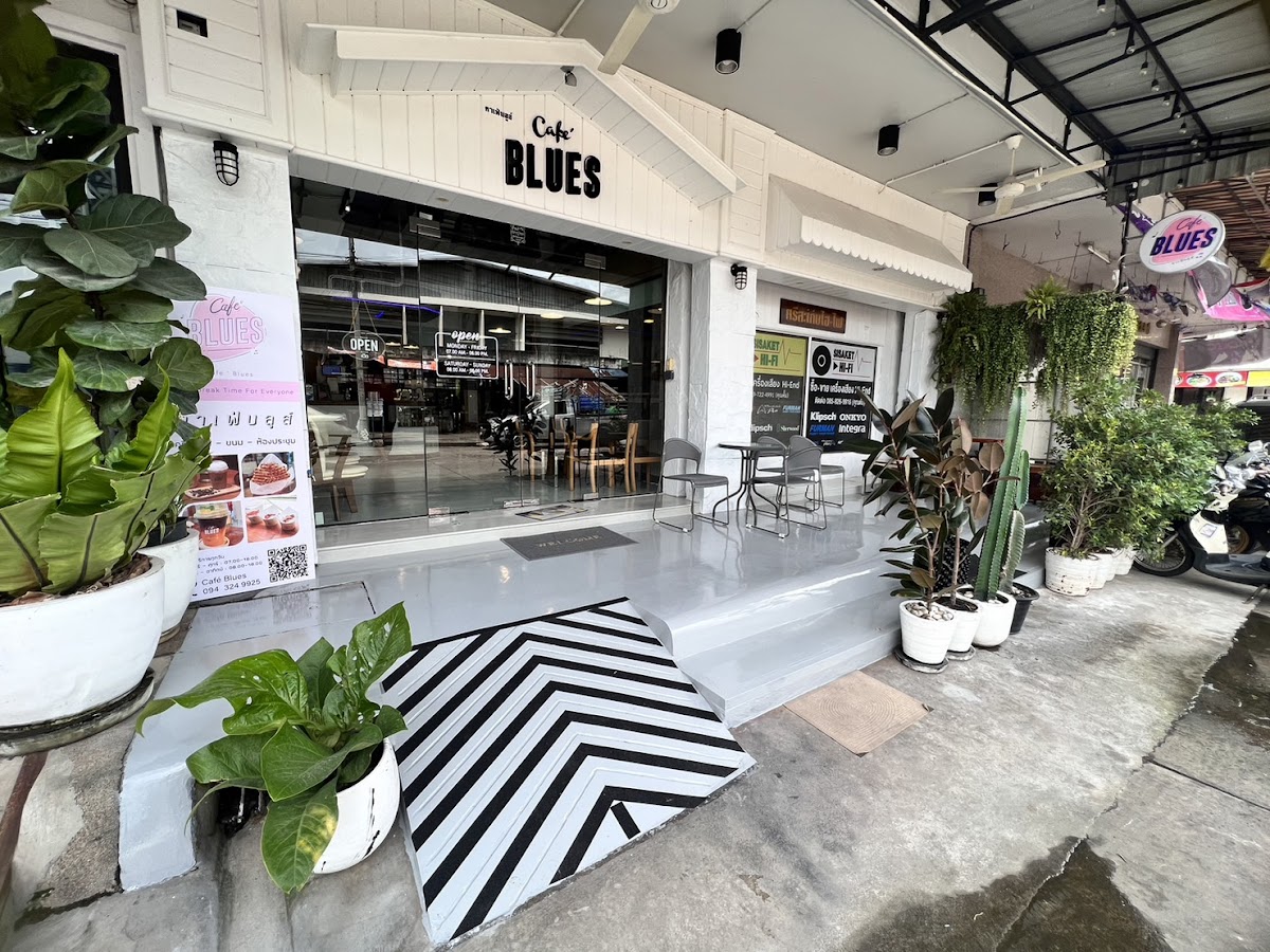 Cafe’ Blues