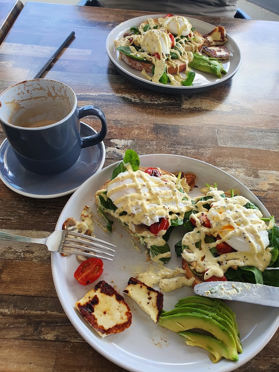 Beasty Beans Cafe - 10