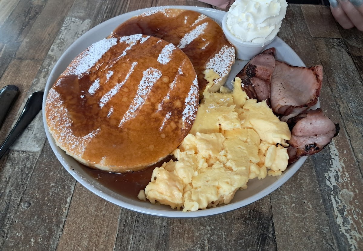 Beasty Beans Cafe - 4