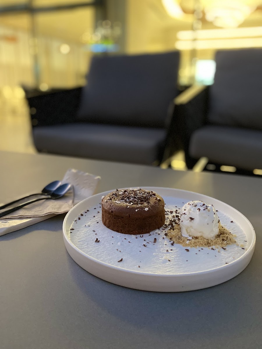 Revival Cafe & Bakery - 10