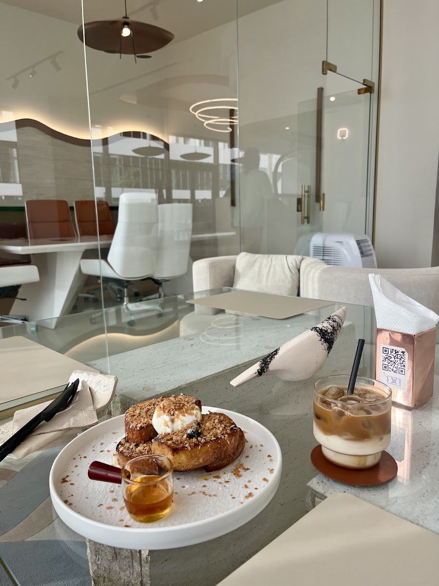 Revival Cafe & Bakery - 2