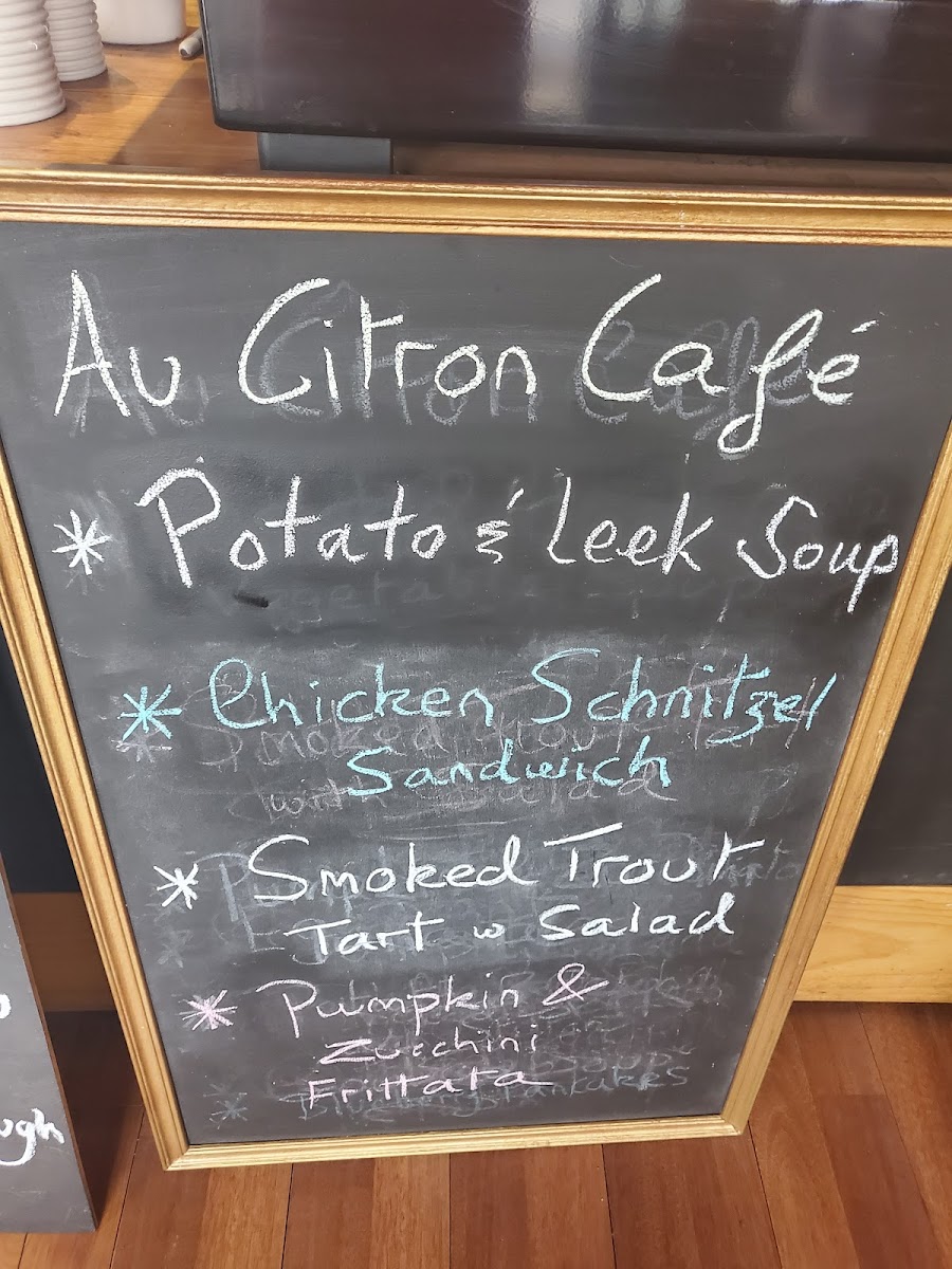 Au Citron Cafe - 2