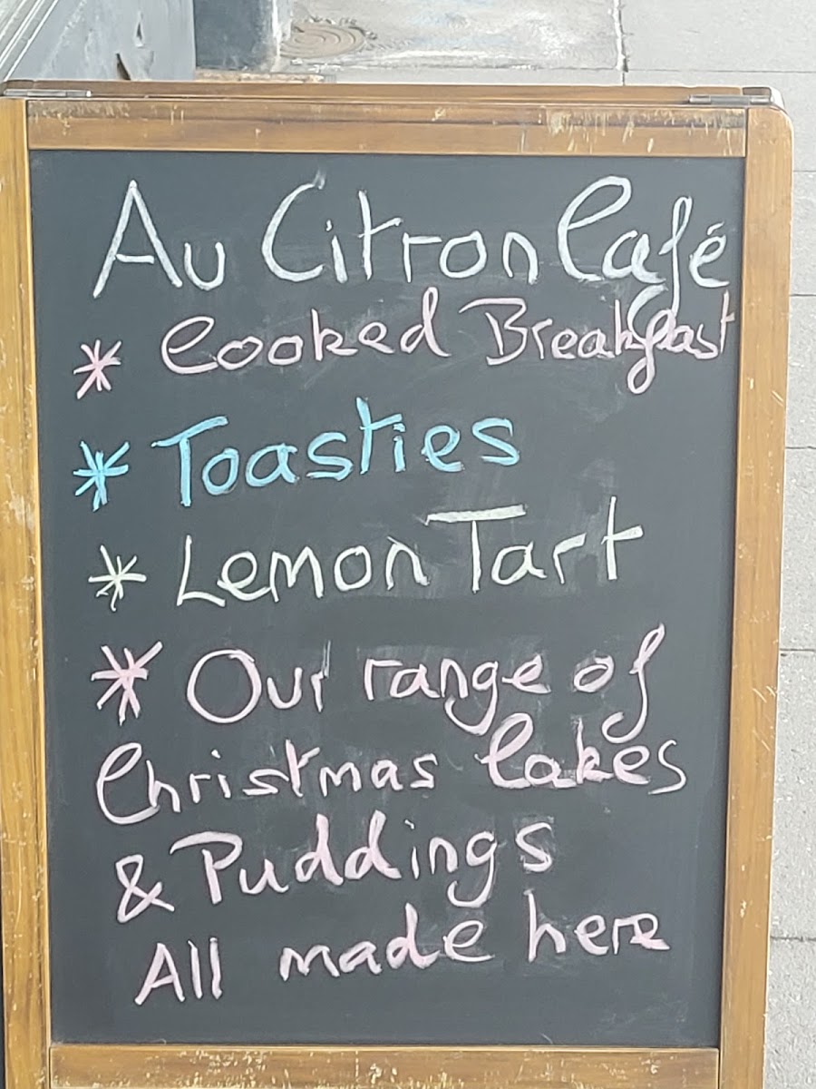 Au Citron Cafe - 4