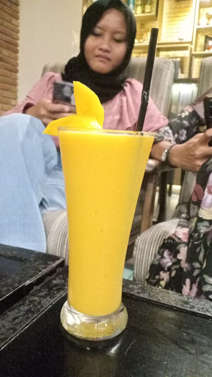 Captain Cafe And Bar - 9