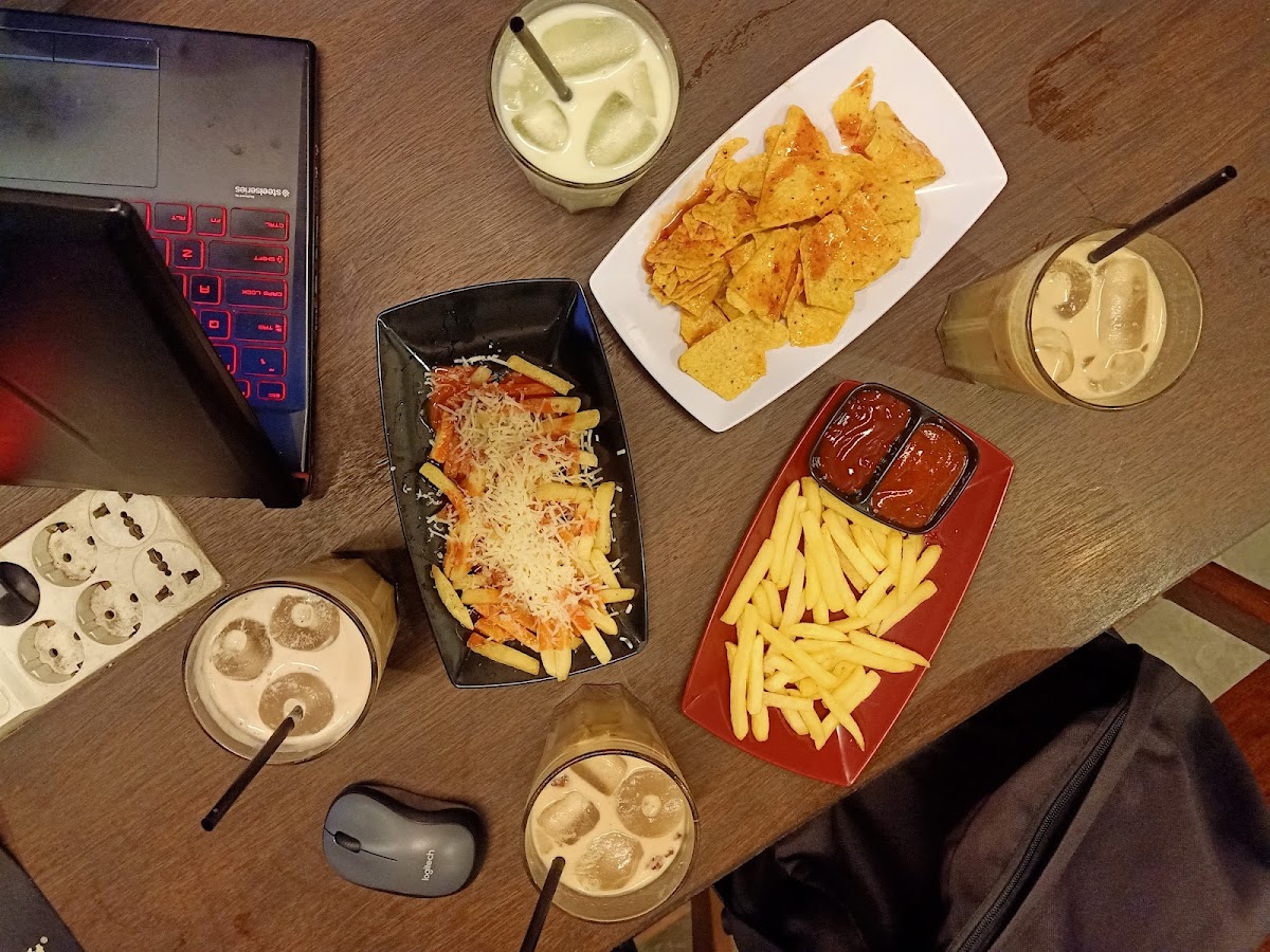 Urban Cafe & Co-working Space - 3