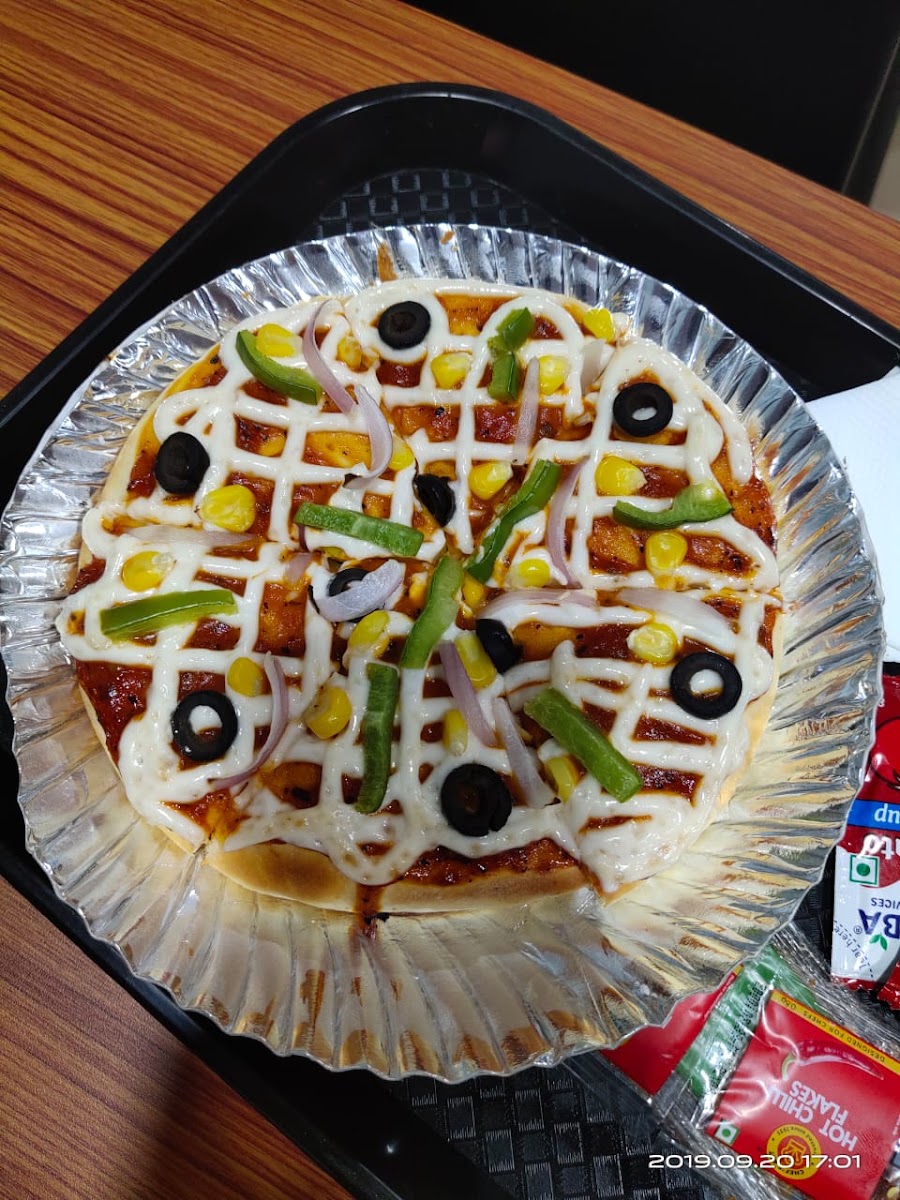 foodiez cafe and fastfood - 2