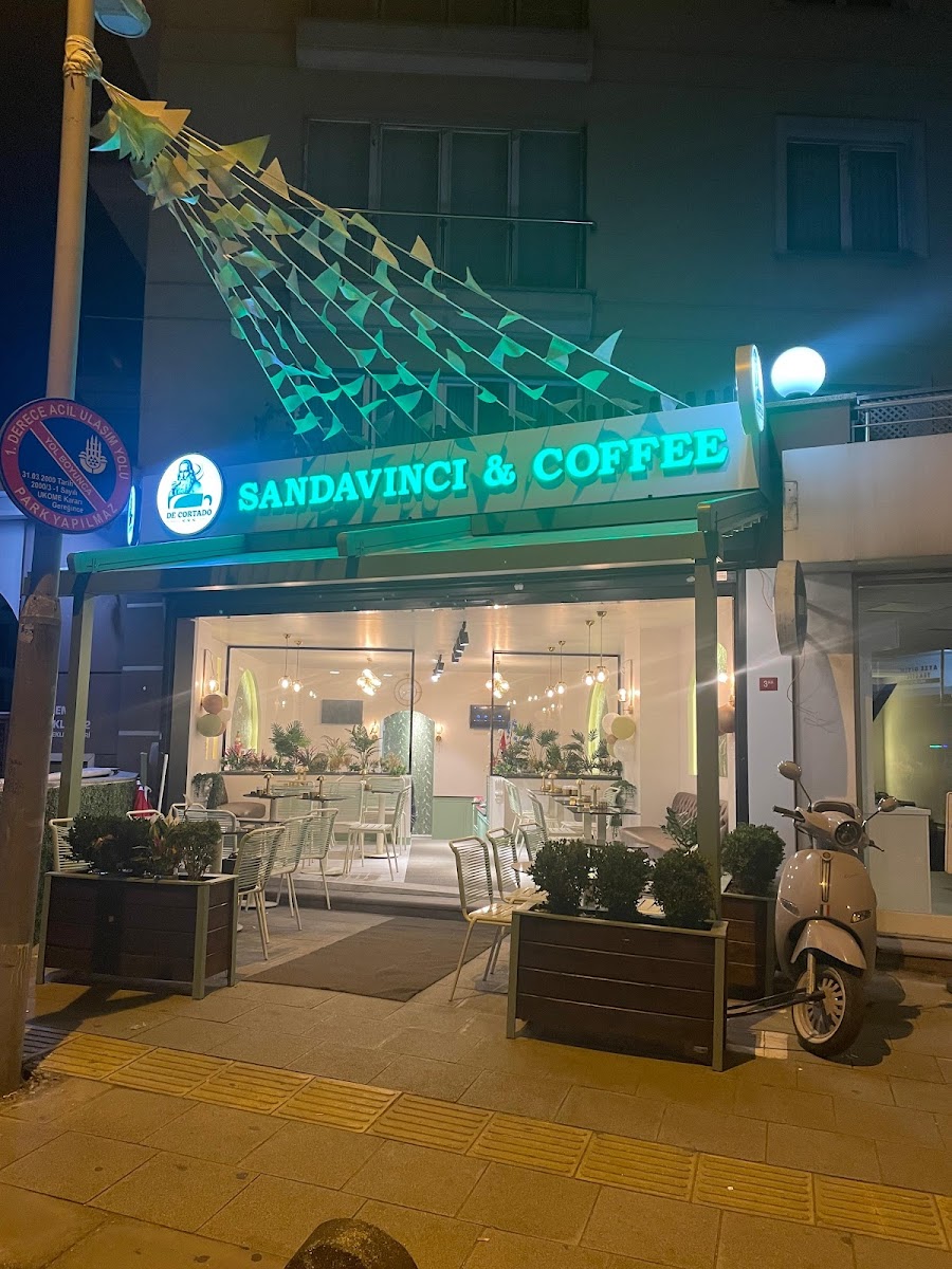 Sandavinci & Coffee