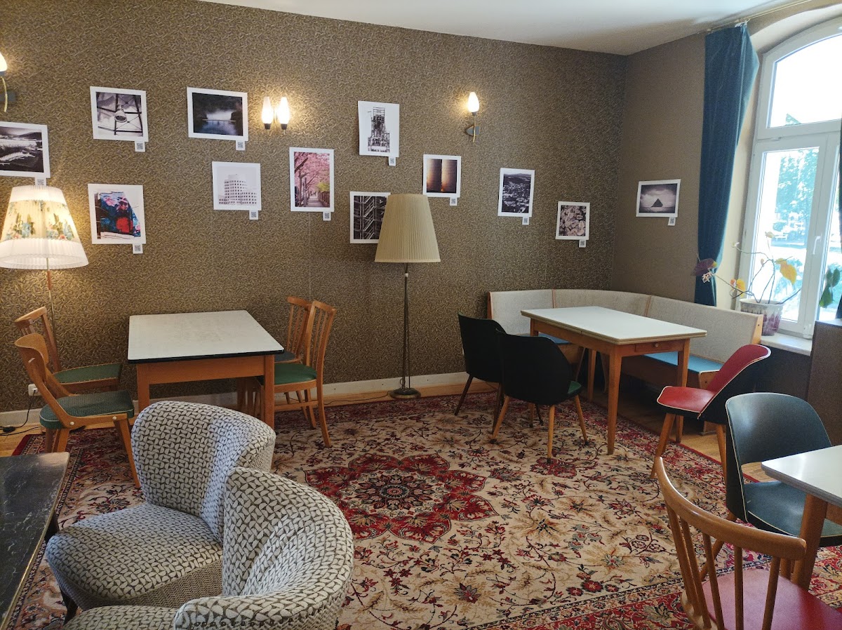 Frau Friedrich im Südviertel - 4