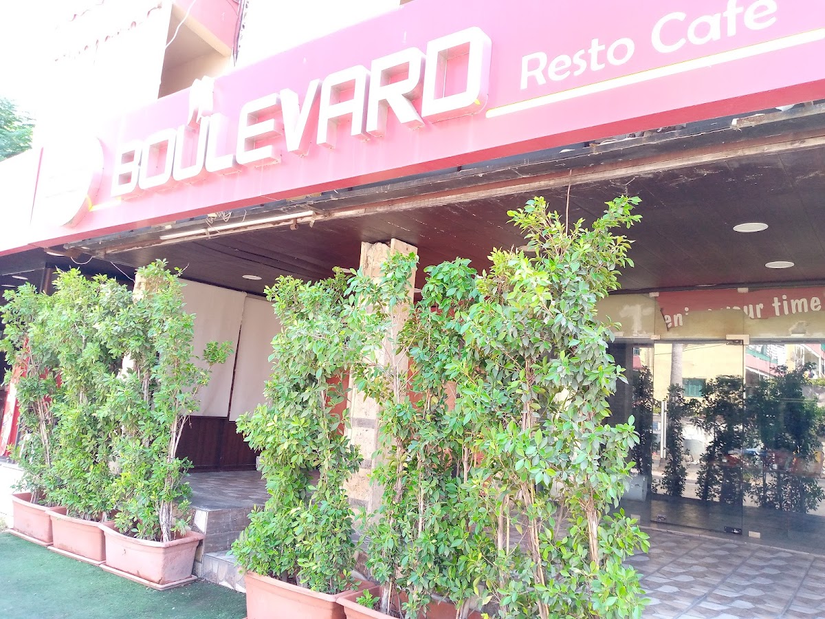 Mallah Boulevard Cafe