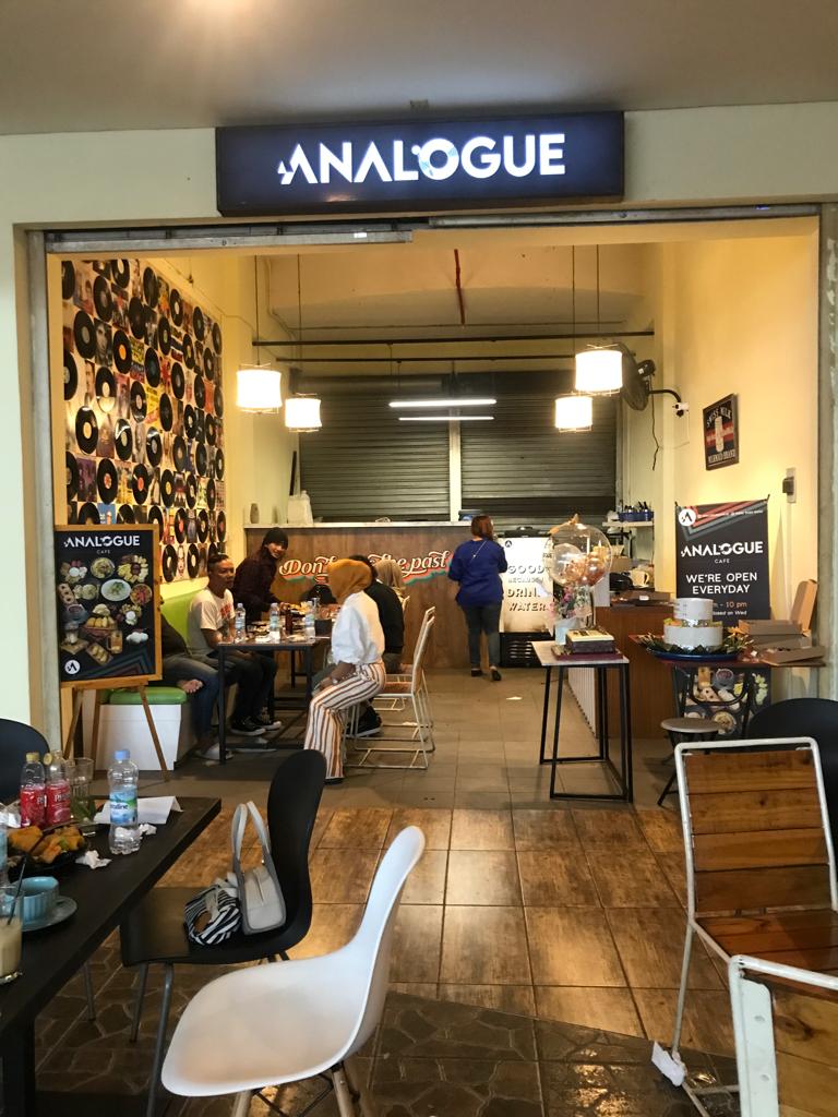 Analogue Cafe