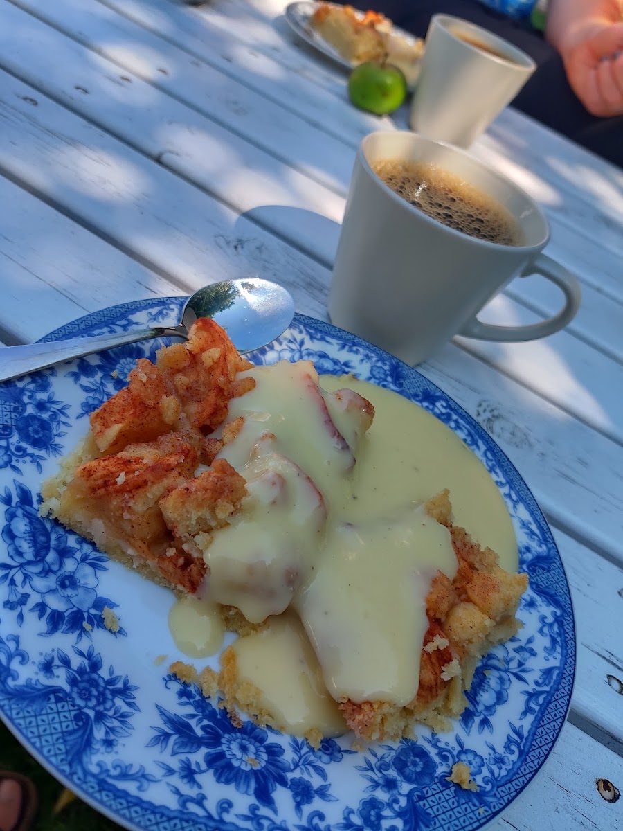 Apple Garden Cafe & Studio - 7