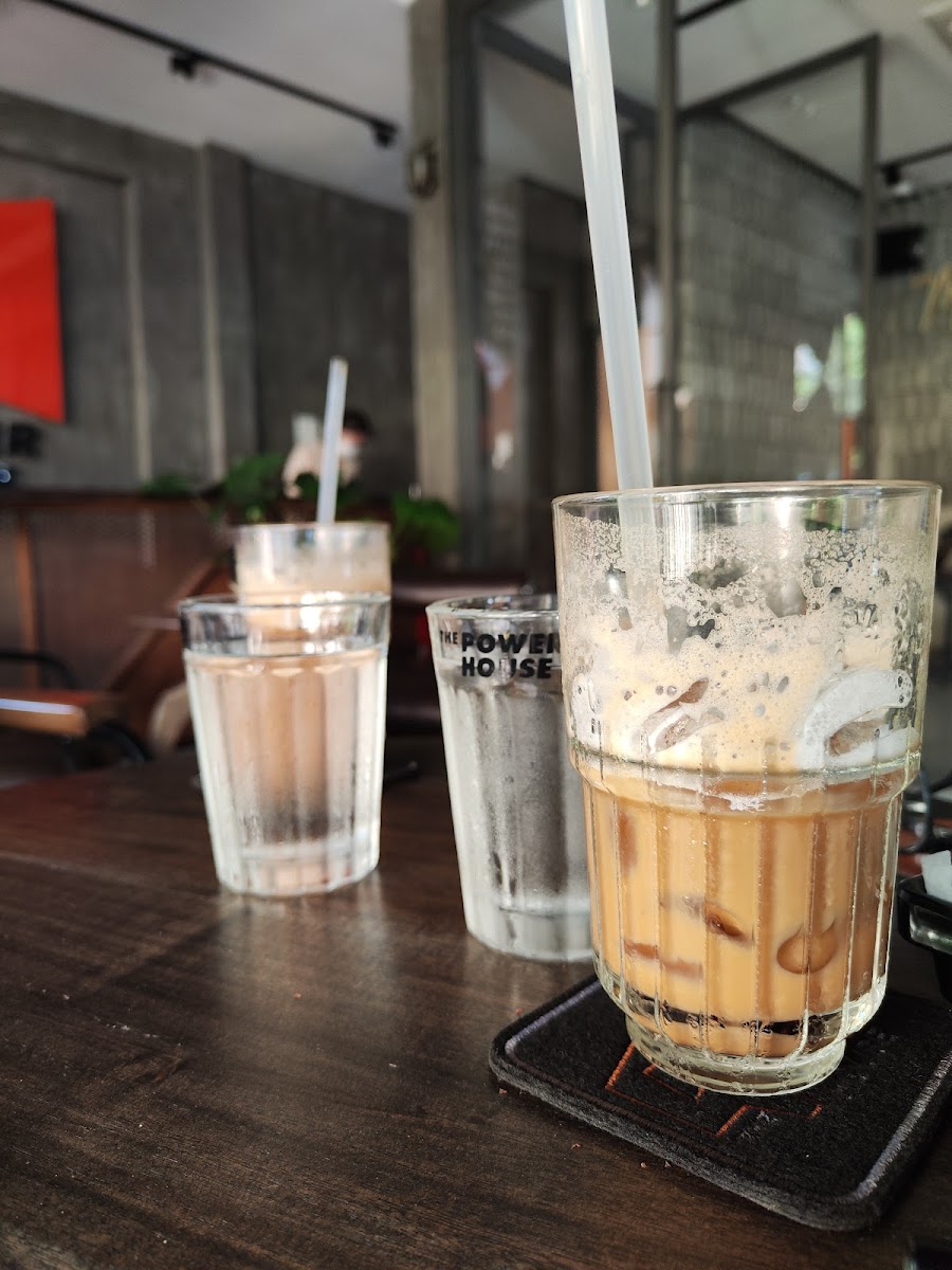 THE POWERHOUSE 2 COFFEE & MORE - 6