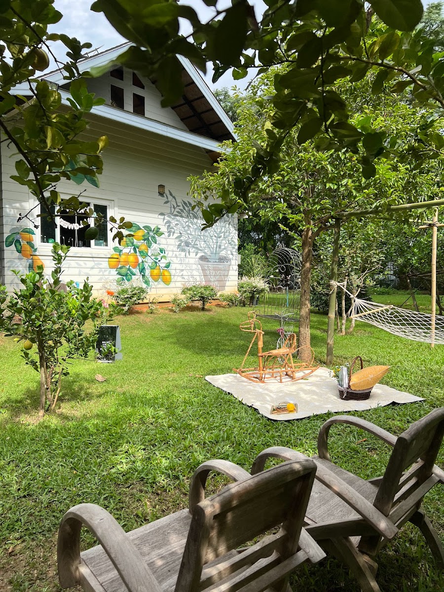 ในแมกไม้ ร้านขนม เชียงราย Naimagmai Cafe