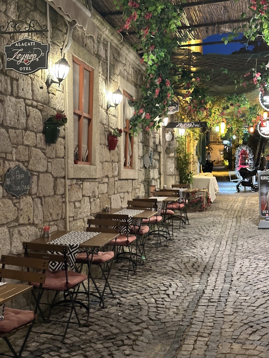 Kuruçeşme Kahvesi & Nargile Alaçatı