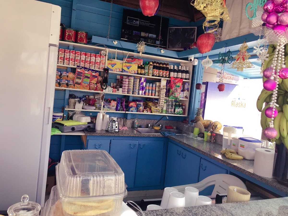 Super Cafeteria Castillo