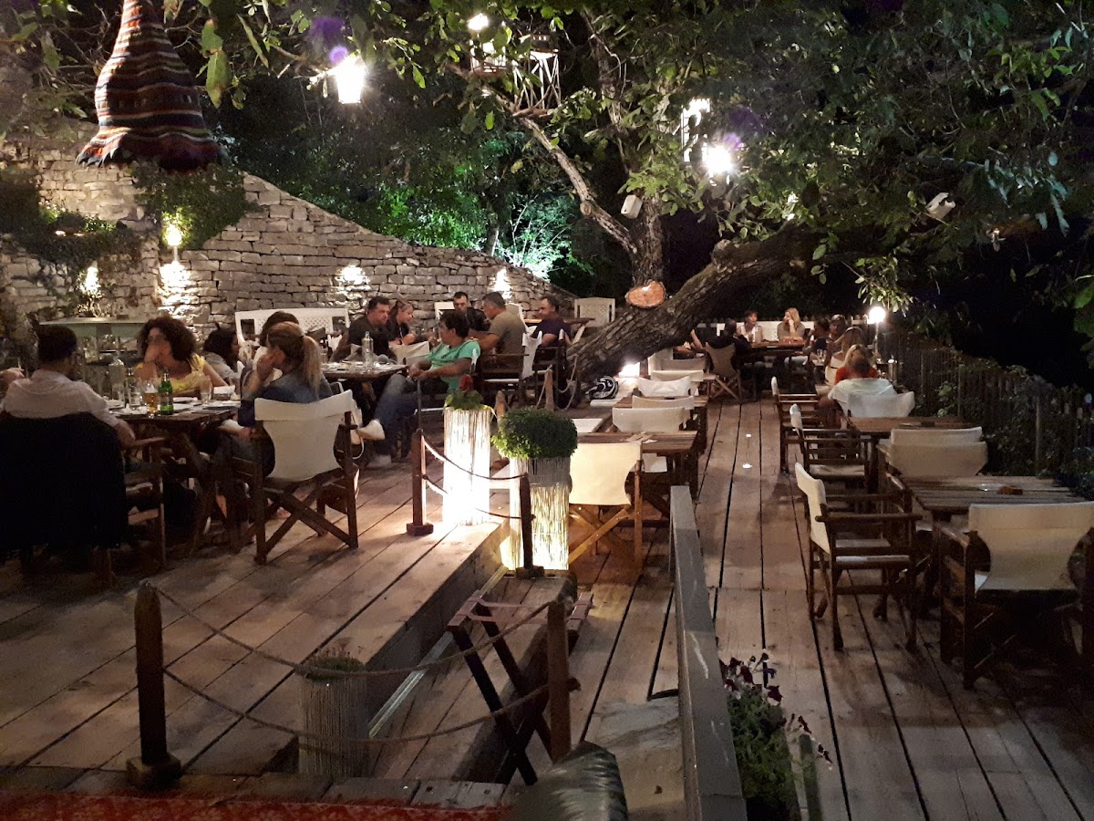 Trypokarydos Cafe Bar